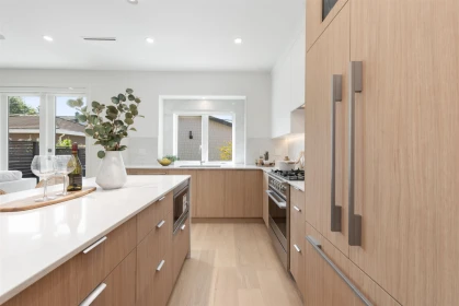Kitchen Island Photo of 2 2750 W 19th Avenue, Vancouver, BC