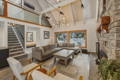 6725 Crabapple Drive, Whistler, BC, Whistler — Single Family Residence for sale