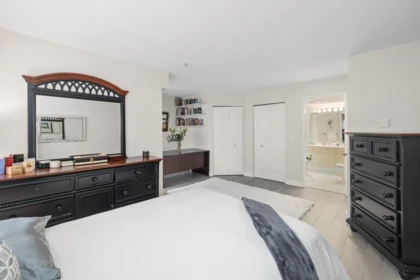 Walk-In Closet Photo of 208 20976 56 Avenue, Langley, BC