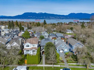 4009 W 11th Avenue, Vancouver, BC, Vancouver — Single Family Residence for sale