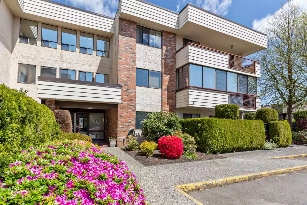 Exterior Rear Photo of 204 32885 George Ferguson Way, Abbotsford, BC