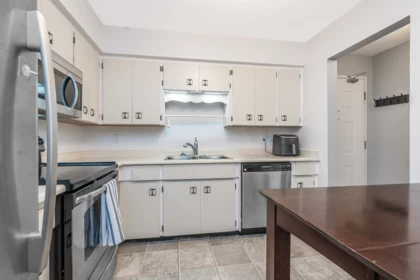 Kitchen Island Photo of 204 32885 George Ferguson Way, Abbotsford, BC