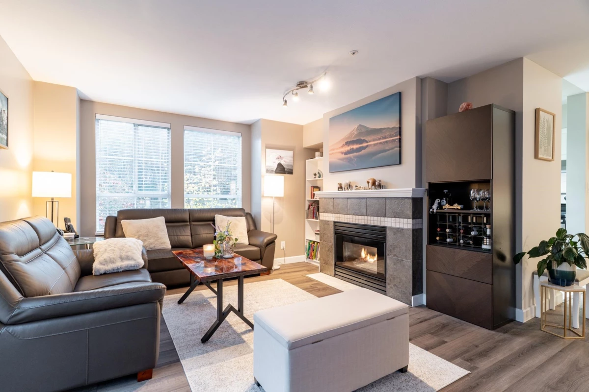 Living Room Photo of 219 295 Schoolhouse Street, Coquitlam, BC