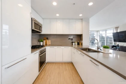 Breakfast Nook Photo of 2806 3102 Windsor Gate, Coquitlam, BC