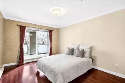 Guest Bathroom Photo of 205 15140 29a Avenue, Surrey, BC