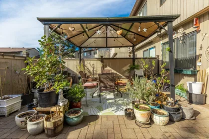 Street View Photo of 102 27044 32 Avenue, Langley, BC