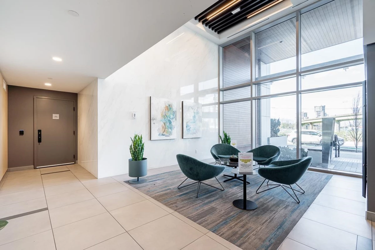 Dining Area Photo of 2111 13428 105 Avenue, Surrey, BC