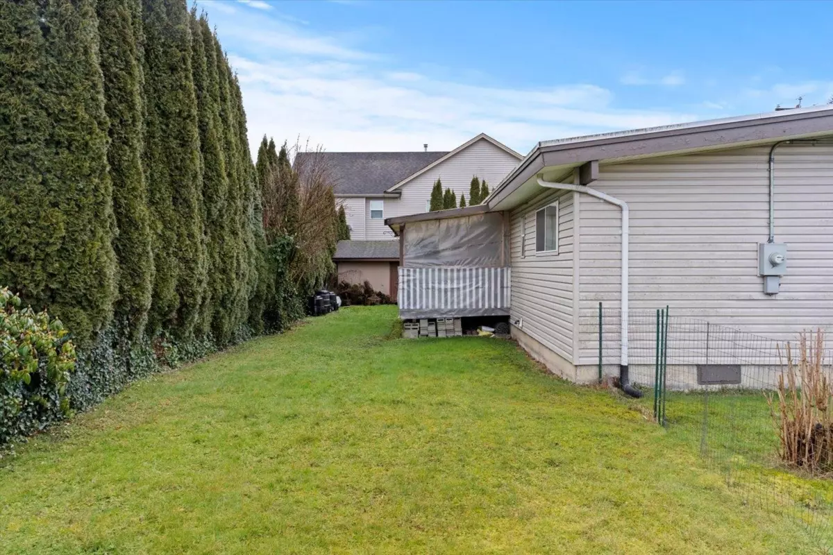 Family Room Photo of 9336 Broadway Street, Chilliwack, BC