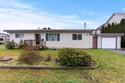 9336 Broadway Street, Chilliwack, BC, Chilliwack — Single Family Residence for sale