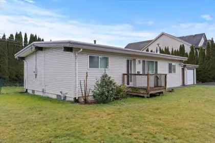 9336 Broadway Street, Chilliwack, BC, Chilliwack — Single Family Residence for sale