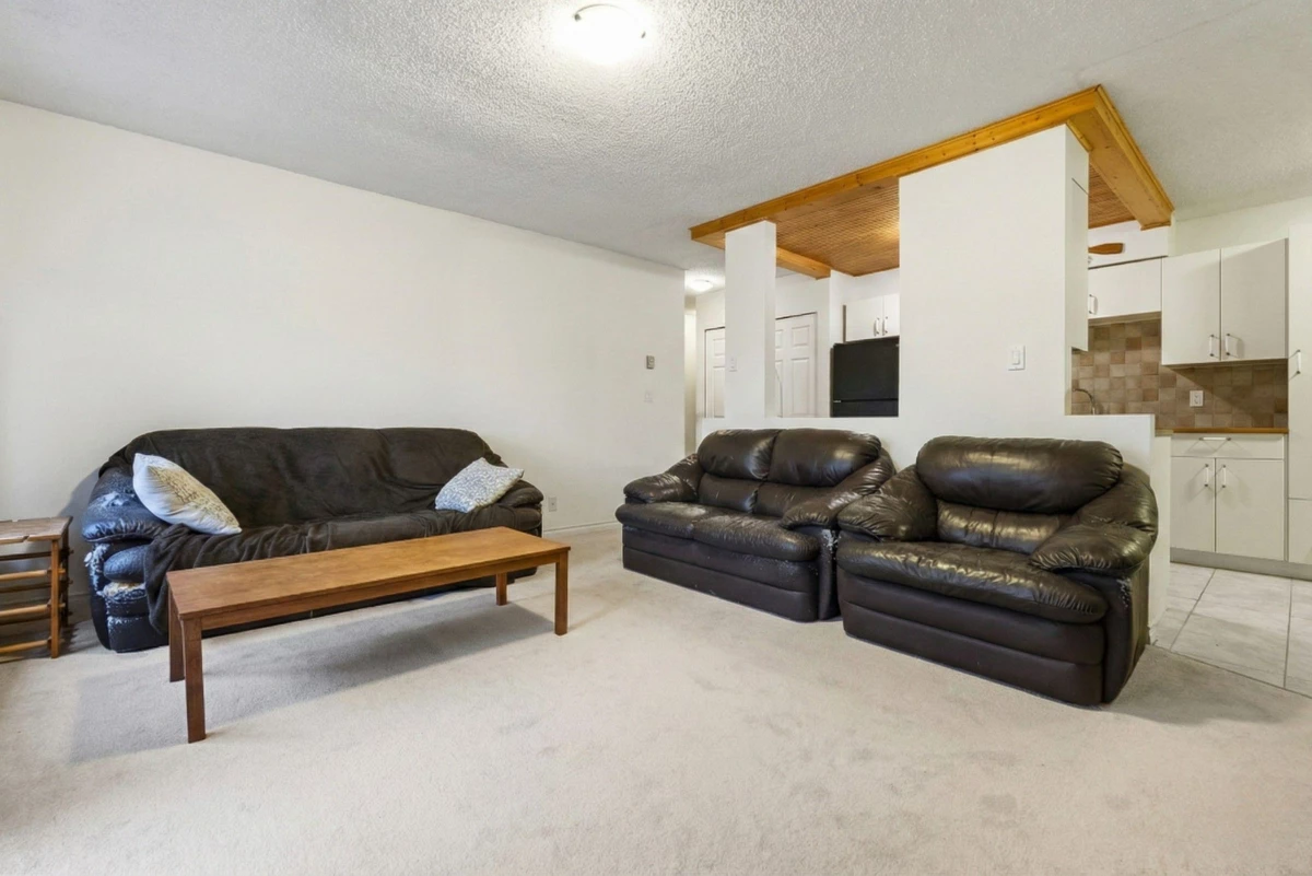 Dining Area Photo of 2207 10620 150 Street, Surrey, BC