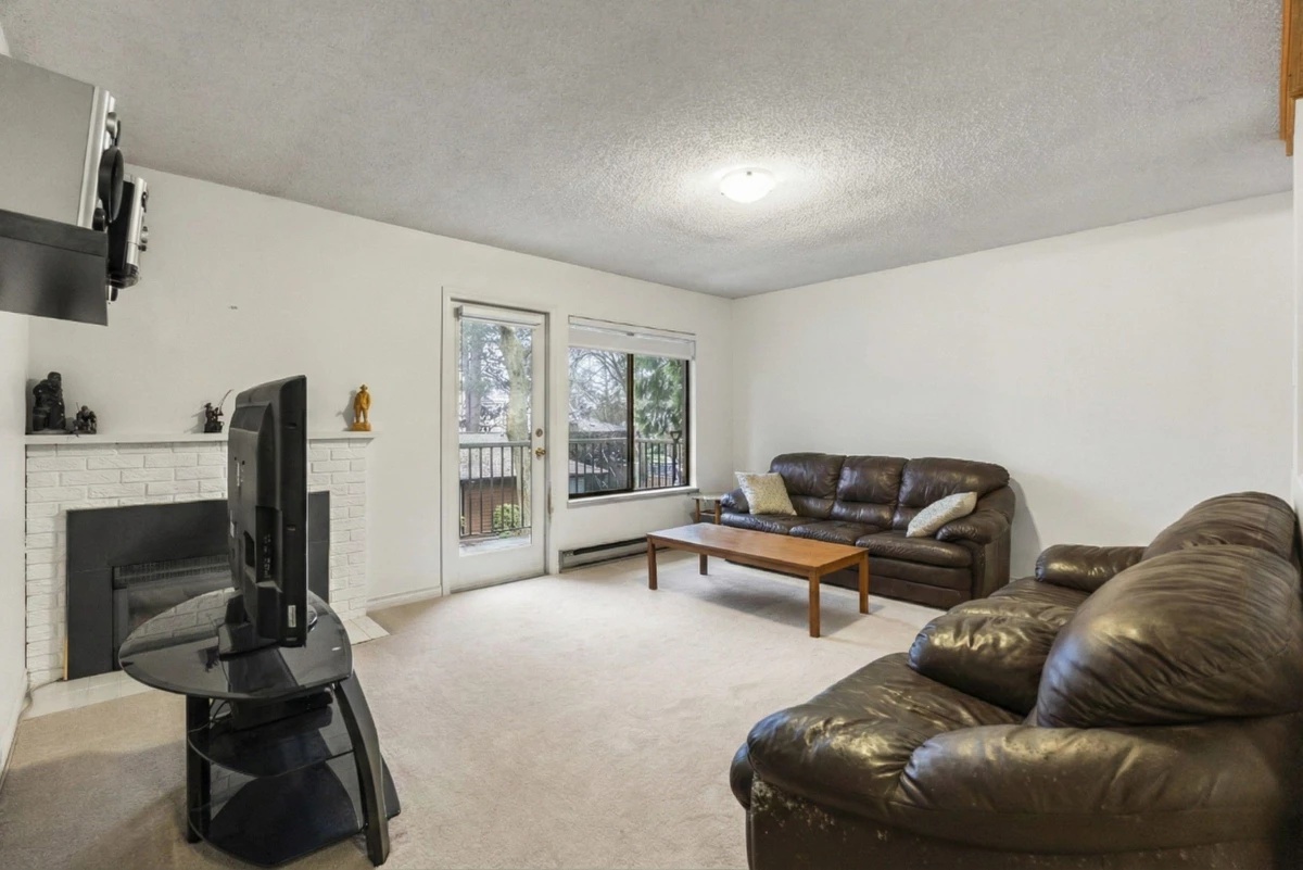 Family Room Photo of 2207 10620 150 Street, Surrey, BC