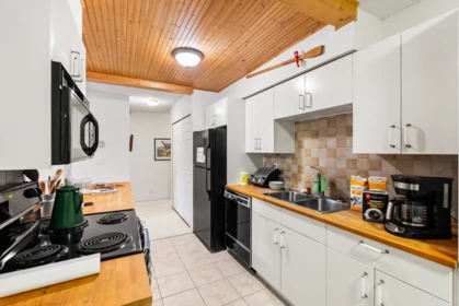 Breakfast Nook Photo of 2207 10620 150 Street, Surrey, BC