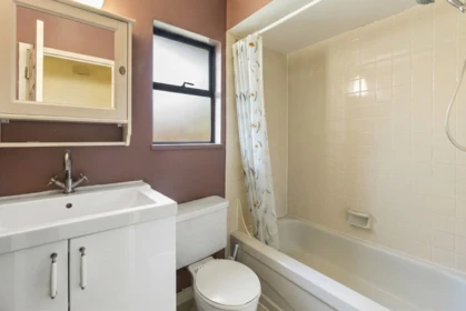 Primary Bathroom Photo of 2207 10620 150 Street, Surrey, BC
