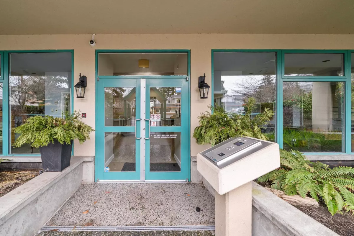 Exterior Rear Photo of 303 15466 North Bluff Road, White Rock, BC