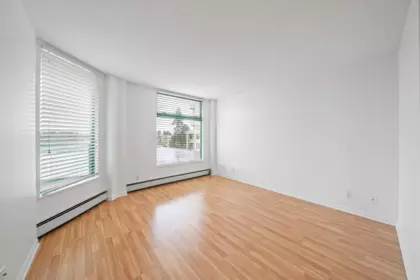 Bedroom 2 Photo of 303 15466 North Bluff Road, White Rock, BC