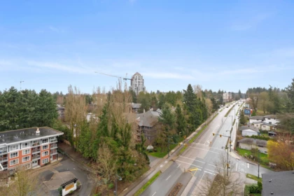 Powder Room Photo of 1202 13778 100 Avenue, Surrey, BC