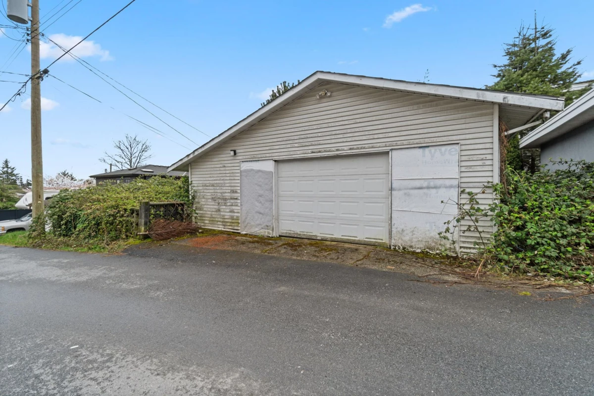 Family Room Photo of 3977 Forest Street, Burnaby, BC