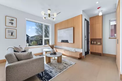 2 1495 E 58th Avenue, Vancouver, BC, Vancouver — Half Duplex for sale