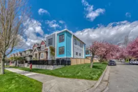 2 1495 E 58th Avenue, Vancouver, BC
