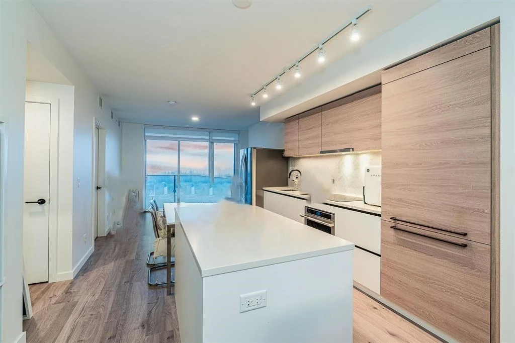 Living Room Photo of 906 13428 105 Avenue, Surrey, BC