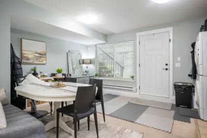 Hallway Photo of 19171 72a Avenue, Surrey, BC