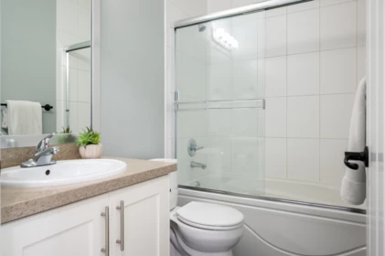 Laundry Room Photo of 19171 72a Avenue, Surrey, BC