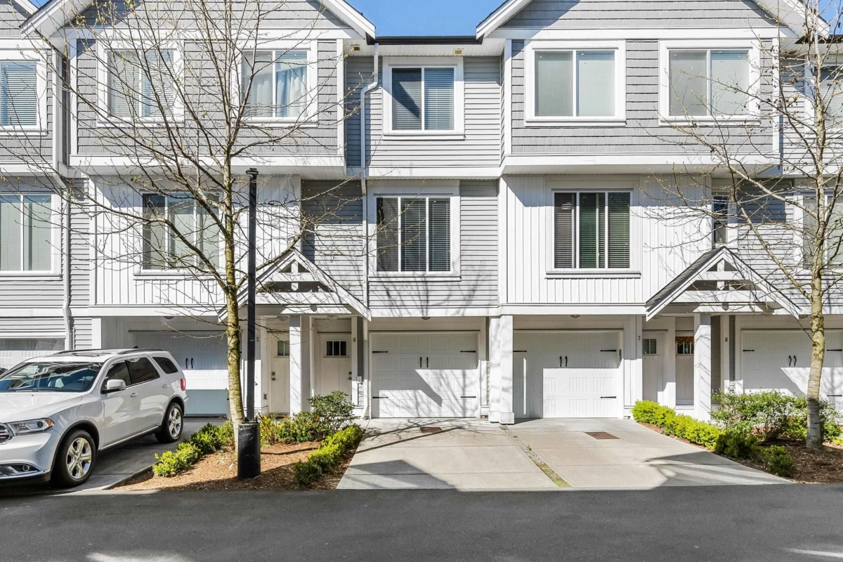 Exterior Rear Photo of 6 32043 Mt Waddington Avenue, Abbotsford, BC