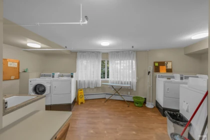 Hallway Photo of 404 1930 Marine Drive, West Vancouver, BC