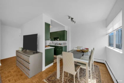 Primary Bedroom Photo of 404 1930 Marine Drive, West Vancouver, BC