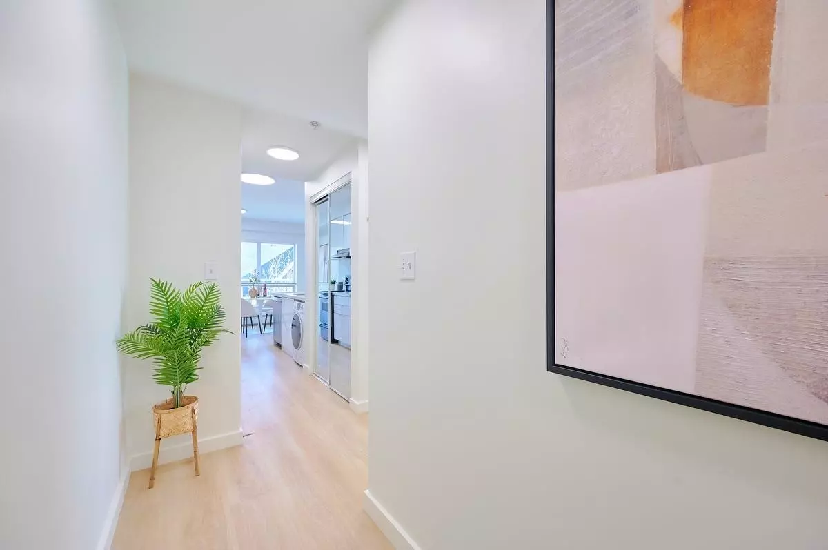Living Room Photo of 311 1033 St. Georges Avenue, North Vancouver, BC