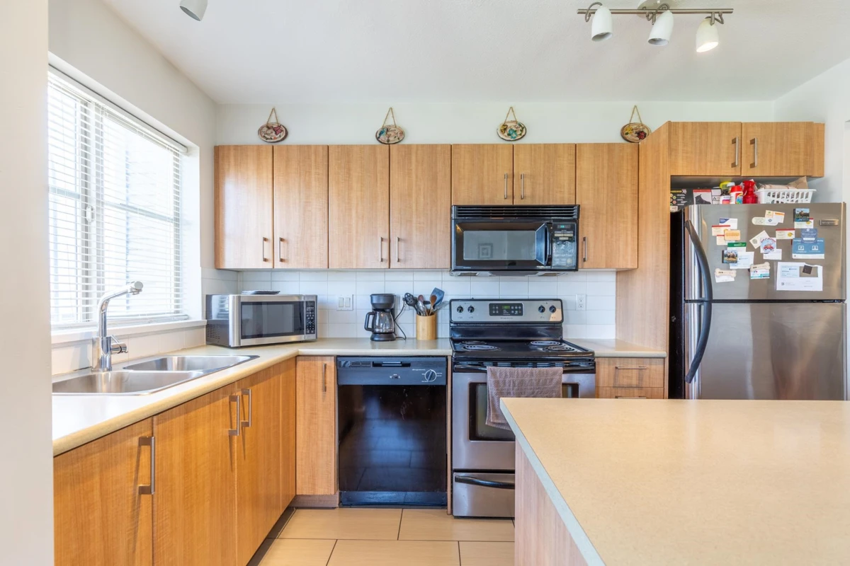 Family Room Photo of 304 45555 Yale Road, Chilliwack, BC