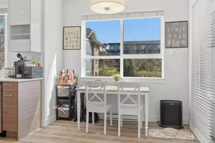 Breakfast Nook Photo of 410 16388 64 Avenue, Surrey, BC