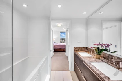Entry Foyer Photo of 2107 1550 Fern Street, North Vancouver, BC