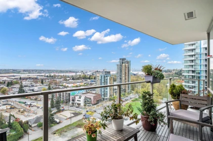Kitchen Island Photo of 2107 1550 Fern Street, North Vancouver, BC