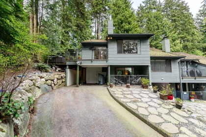 Garage Interior Photo of 3398 William Avenue, North Vancouver, BC