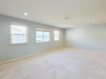 Hallway Photo of 33116 Dalke Avenue, Mission, BC
