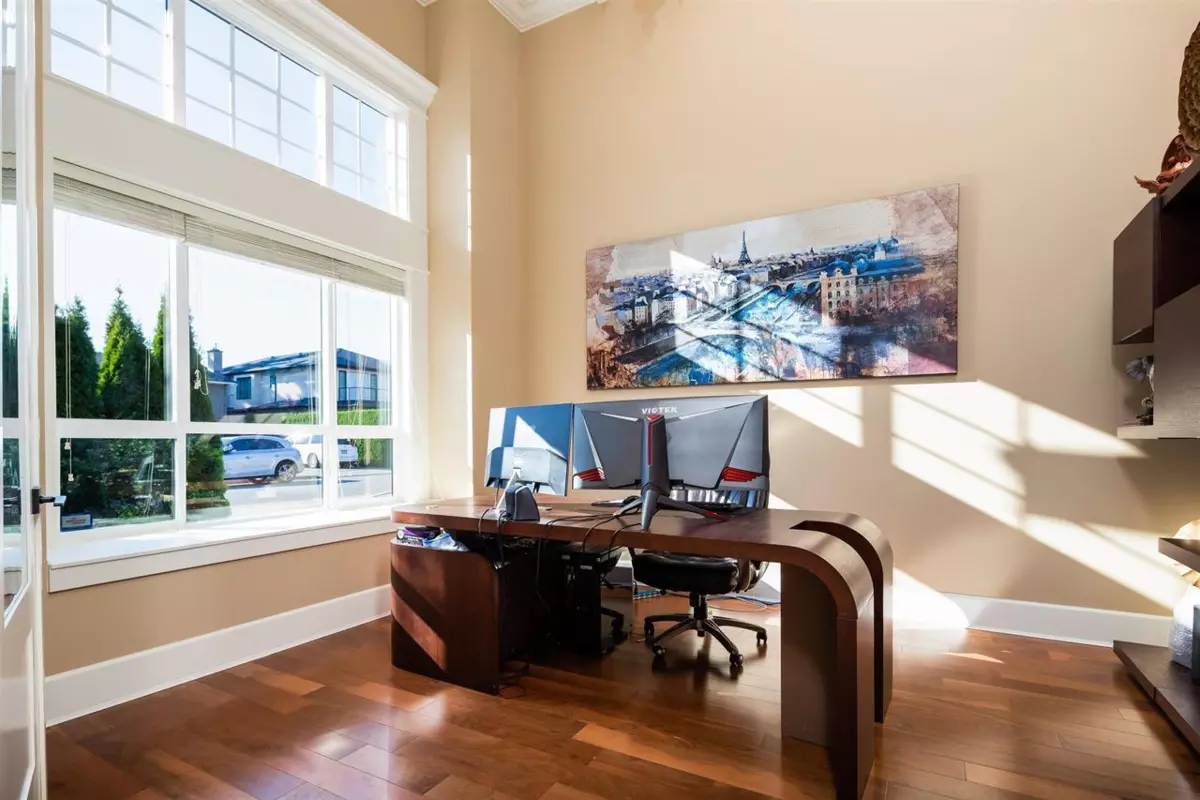 Dining Area Photo of 9491 Glenbrook Drive, Richmond, BC