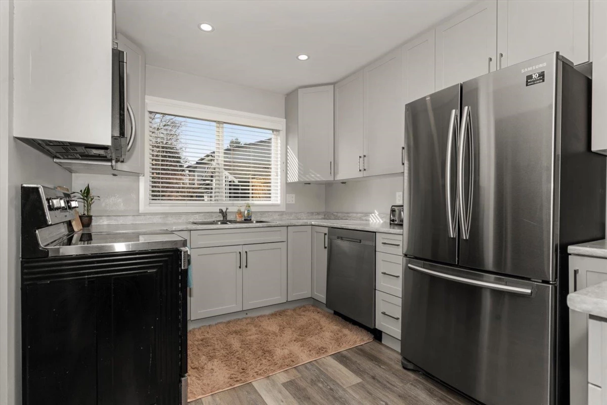 Dining Area Photo of 7 45927 Lewis Avenue, Chilliwack, BC