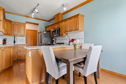Loft / Bonus Room Photo of 401 2772 Clearbrook Road, Abbotsford, BC