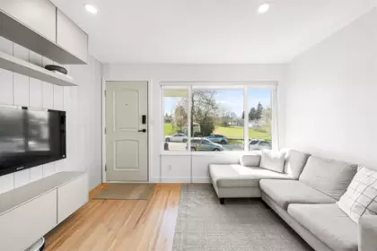 5111 Laurel Street, Burnaby, BC, Burnaby — Single Family Residence for sale