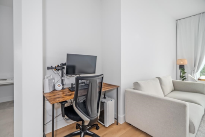 Office / Den Photo of 209 708 Edgar Avenue, Coquitlam, BC
