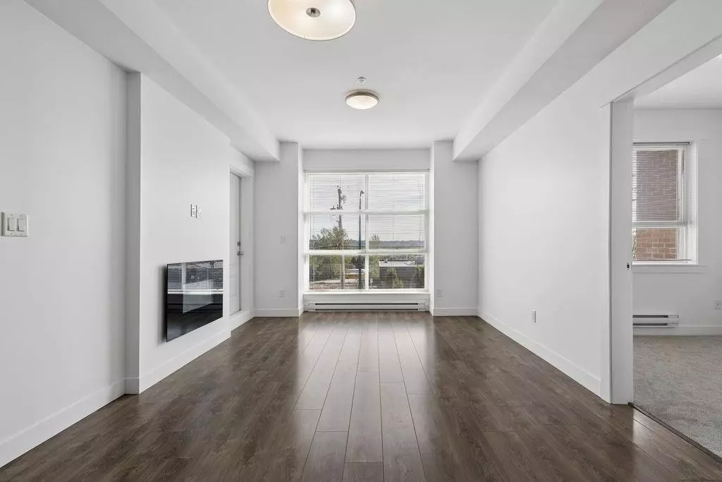 Living Room Photo of 205 827 Roderick Avenue, Coquitlam, BC