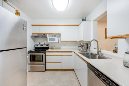 Basement Recreation Room Photo of 205 6860 Rumble Street, Burnaby, BC