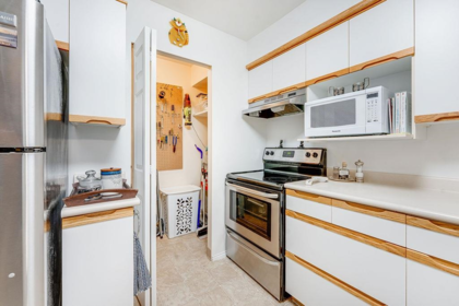 Mudroom Photo of 205 6860 Rumble Street, Burnaby, BC