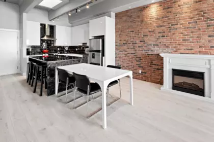 Kitchen Island Photo of 622 615 Belmont Street, New Westminster, BC