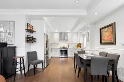 Primary Bedroom Photo of 2 158 W 13th Avenue, Vancouver, BC