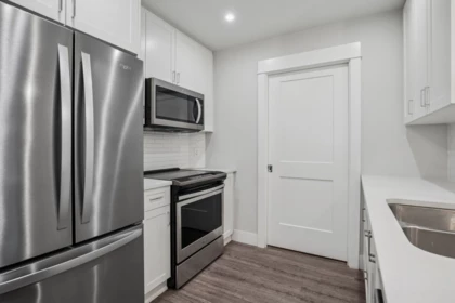 Walk-In Closet Photo of 4308 2180 Kelly Avenue, Port Coquitlam, BC