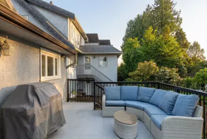 Garden / Landscaping Photo of 2907 W 30th Avenue, Vancouver, BC
