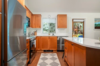 Guest Bathroom Photo of 43610 Cotton Tail Crossing, Lindell Beach, BC